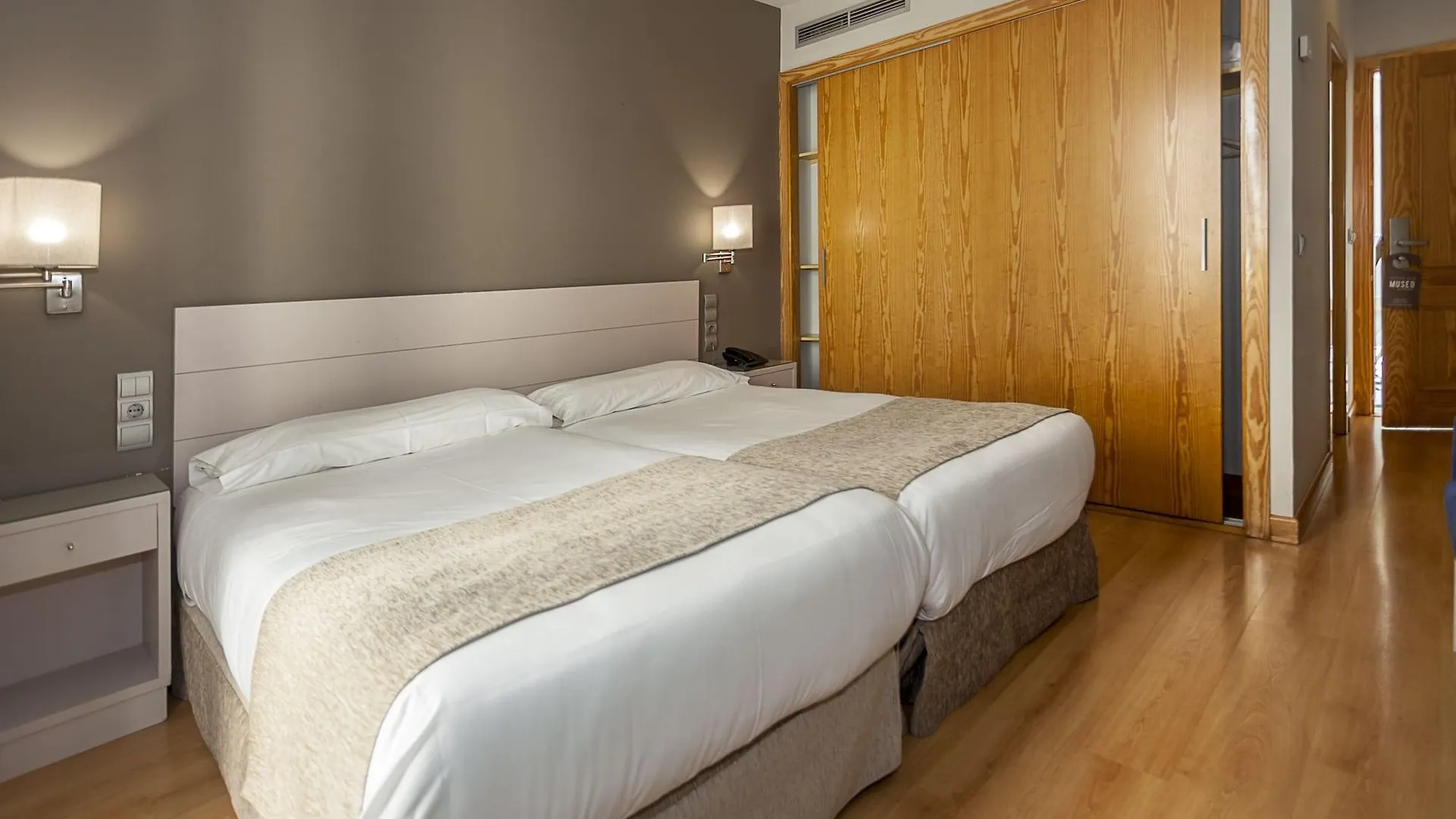 Hotel Aacr Museo Siviglia